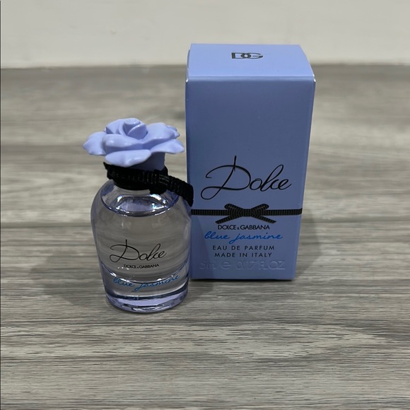 Dolce & Gabbana Other - Dolce & Gabbana Blue Jasmine mini Perfume 5 ml